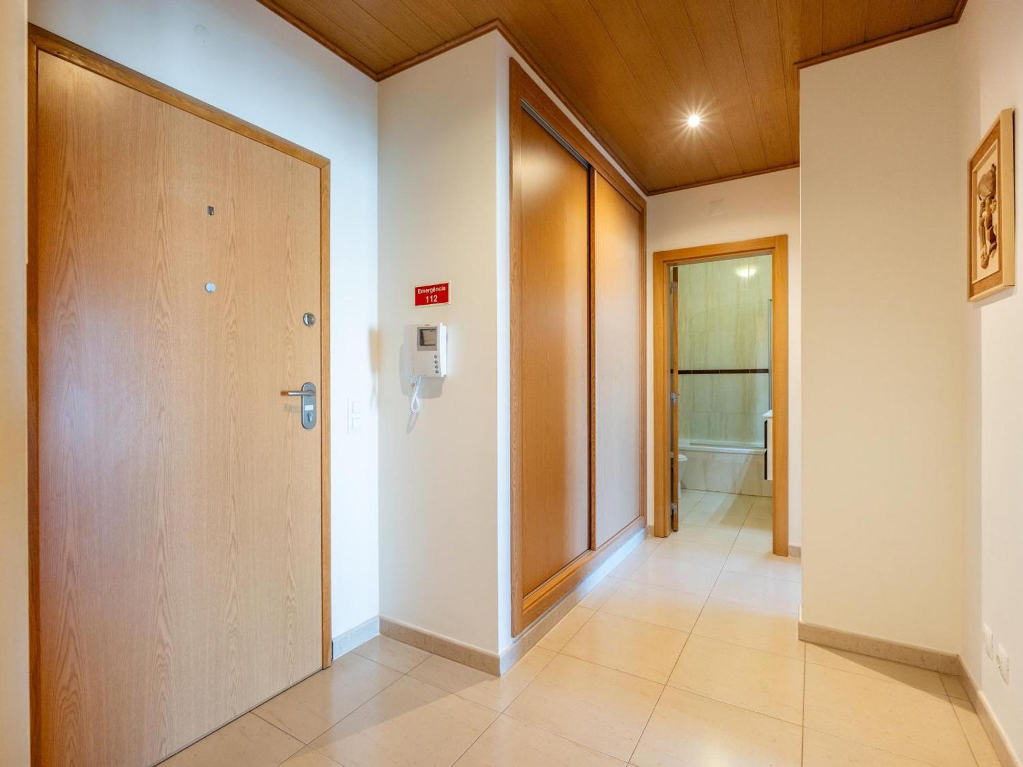 Moderne A Avec Piscines, Proche De La Marina - Pt-1-44 Apartamento Lagos